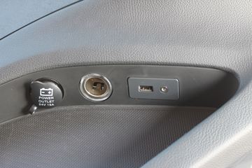 ���� ŷ������ ��Խ�� 580���� 6X4 AMT�Զ���ǣ����(����)(BJ4259Y6DHL-12)ͼƬ