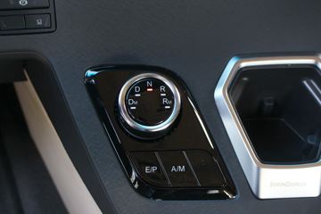 ���� ŷ������ ��Խ�� 580���� 6X4 AMT�Զ���ǣ����(����)(BJ4259Y6DHL-12)ͼƬ