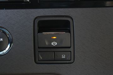 ���� ŷ������ ��Խ�� 580���� 6X4 AMT�Զ���ǣ����(����)(BJ4259Y6DHL-12)ͼƬ