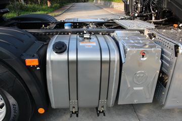 ���� ŷ������ ��Խ�� 580���� 6X4 AMT�Զ���ǣ����(����)(BJ4259Y6DHL-12)ͼƬ