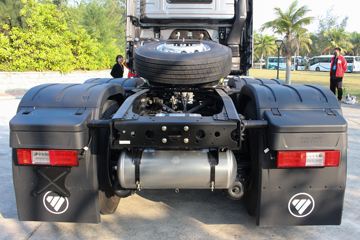 ���� ŷ������ ��Խ�� 580���� 6X4 AMT�Զ���ǣ����(����)(BJ4259Y6DHL-12)ͼƬ