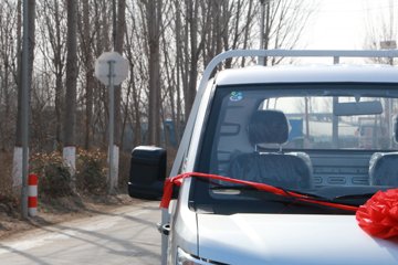 ���� X6 ��׼�� 1.6L 122���� ���� 3.4�׵�������΢��(����)ͼƬ