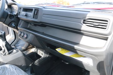 ���� X6 ��׼�� 1.6L 122���� ���� 3.4�׵�������΢��(����)ͼƬ