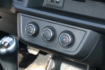 ���� X6 ��׼�� 1.6L 122���� ���� 3.4�׵�������΢��(����)ͼƬ