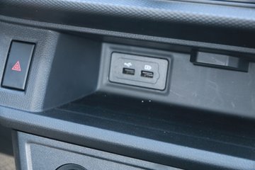 ���� X6 ��׼�� 1.6L 122���� ���� 3.4�׵�������΢��(����)ͼƬ