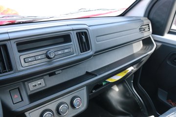 ���� X6 ��׼�� 1.6L 122���� ���� 3.4�׵�������΢��(����)ͼƬ