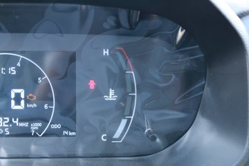 ���� X6 ��׼�� 1.6L 122���� ���� 3.4�׵�������΢��(����)ͼƬ