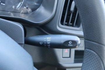 ���� X6 ��׼�� 1.6L 122���� ���� 3.4�׵�������΢��(����)ͼƬ