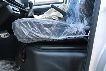 ���� X6 ��׼�� 1.6L 122���� ���� 3.4�׵�������΢��(����)ͼƬ