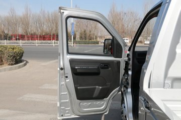 ���� X6 ��׼�� 1.6L 122���� ���� 3.4�׵�������΢��(����)ͼƬ