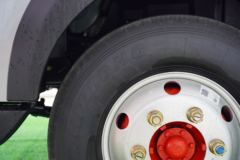 东风 多利卡D6-N 锐能版 140马力 4.13米单排栏板轻卡(国六)(EQ1041S3CDF)