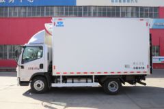 解放 领途 160马力 4X2 4.13米冷藏车(国六)