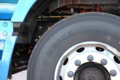 福田 欧曼GTL 质享版 北方版 440马力 6X4 AMT自动挡牵引车(国六)(BJ4259Y6DHL-25)