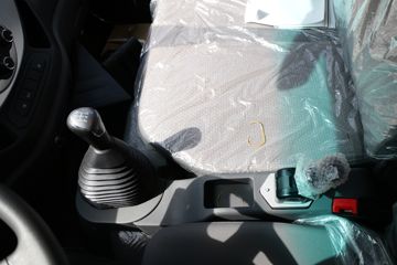 ���� ����E3 127���� 4X2 3.7�׵�����ʽ�Ῠ(HFC5041XXYP13K1B4NS)ͼƬ