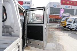 新豹T1 载货车驾驶室                                               图片