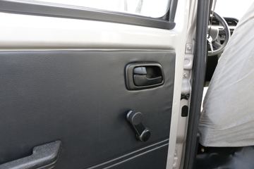 ������Խ �±�T1 1.2L 91���� ���� 2��˫������΢��(SC1021XLS6B1)ͼƬ