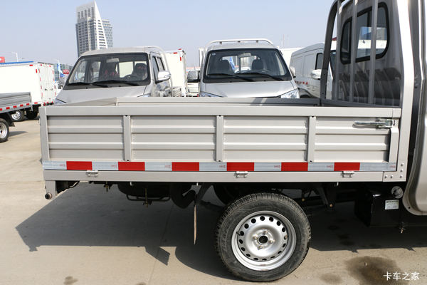 抢购在行动!泰安市新豹T1载货车降价大放送,立降0.1万