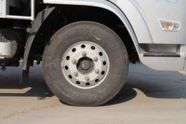 德龙K5000&nbsp;载货车底盘                                                图片