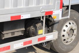 德龙K5000&nbsp;载货车底盘                                                图片