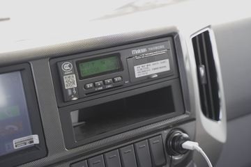 ���� ʱ���캽ES5 ��ţ�� 200���� 4X2 6.2���Ű������ػ���(����)ͼƬ