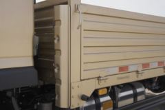 福田 时代领航ES5 金牛王 200马力 4X2 6.2米排半栏板载货车(国六)(BJ1184VKPFG-02)