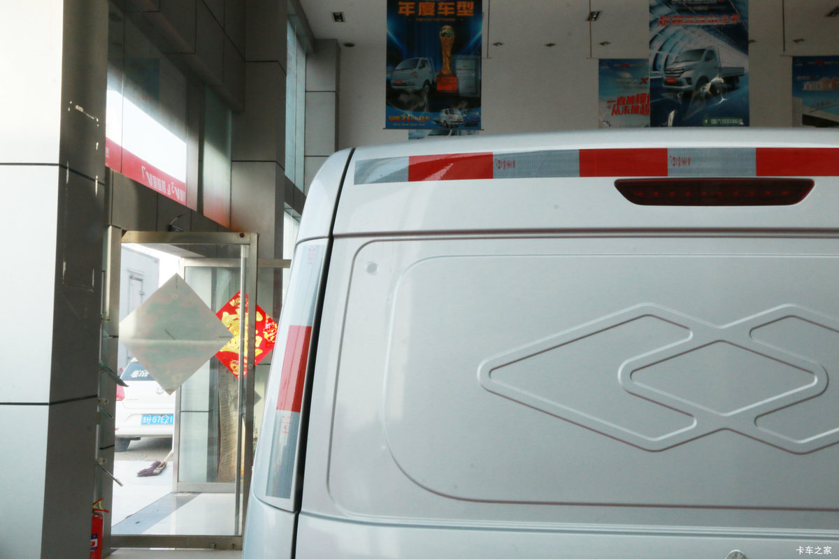Խ ԽV3 2022 ׼ 107 1.5L 5 ջ()