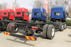 江淮 格尔发A5X 270马力 6X2 9.8米翼开启厢式载货车(HFC5251XYKP2K5D52S)