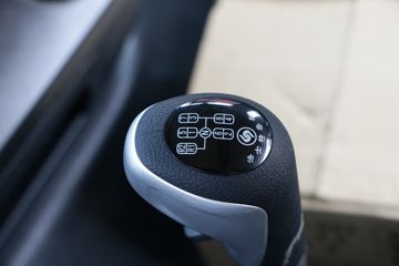 ���� �����A5X 270���� 6X2 9.8����������ʽ�ػ���(HFC5251XYKP2K5D52S)ͼƬ