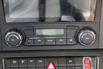 ���� �����A5X 270���� 6X2 9.8����������ʽ�ػ���(HFC5251XYKP2K5D52S)ͼƬ