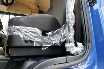 ���� �����A5X 270���� 6X2 9.8����������ʽ�ػ���(HFC5251XYKP2K5D52S)ͼƬ