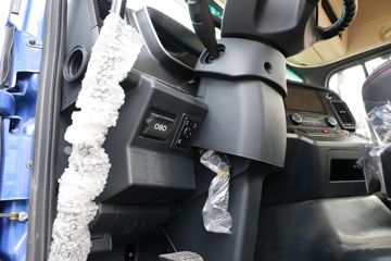 ���� �����A5X 270���� 6X2 9.8����������ʽ�ػ���(HFC5251XYKP2K5D52S)ͼƬ