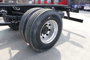 ���� �����A5X 270���� 6X2 9.8����������ʽ�ػ���(HFC5251XYKP2K5D52S)ͼƬ