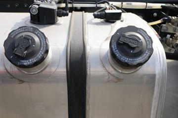 ���� �����A5X 270���� 6X2 9.8����������ʽ�ػ���(HFC5251XYKP2K5D52S)ͼƬ