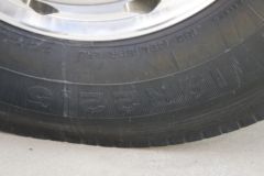 江淮 格尔发A5X 270马力 6X2 9.8米翼开启厢式载货车(HFC5251XYKP2K5D52S)