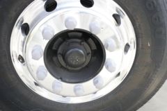 江淮 格尔发A5X 270马力 6X2 9.8米翼开启厢式载货车(HFC5251XYKP2K5D52S)