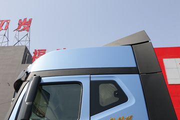 ���� ��ԽQ7�ؿ� 520���� 6X4 AMT�Զ���ǣ����(����)ͼƬ