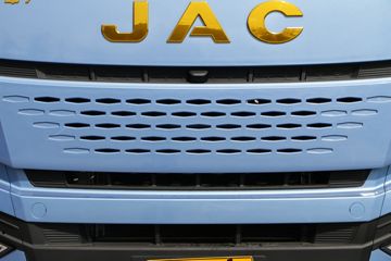 ���� ��ԽQ7�ؿ� 520���� 6X4 AMT�Զ���ǣ����(����)ͼƬ