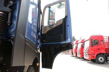 ���� ��ԽQ7�ؿ� 520���� 6X4 AMT�Զ���ǣ����(����)ͼƬ