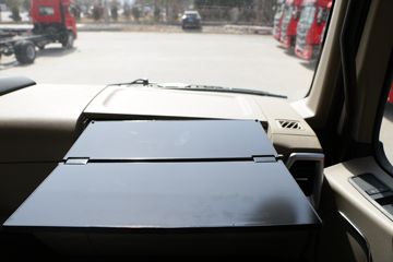 ���� ��ԽQ7�ؿ� 520���� 6X4 AMT�Զ���ǣ����(����)ͼƬ