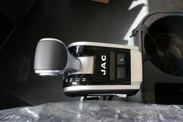 ���� ��ԽQ7�ؿ� 520���� 6X4 AMT�Զ���ǣ����(����)ͼƬ