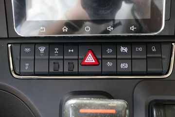 ���� ��ԽQ7�ؿ� 520���� 6X4 AMT�Զ���ǣ����(����)ͼƬ