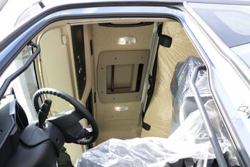 ���� ��ԽQ7�ؿ� 520���� 6X4 AMT�Զ���ǣ����(����)ͼƬ