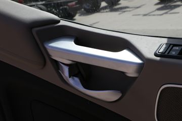 ���� ��ԽQ7�ؿ� 520���� 6X4 AMT�Զ���ǣ����(����)ͼƬ