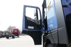 江淮 超越Q7重卡 520马力 6X4 AMT自动挡牵引车(国六)(HFC4254P1K8E33S)