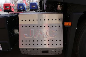 ���� ��ԽQ7�ؿ� 520���� 6X4 AMT�Զ���ǣ����(����)ͼƬ