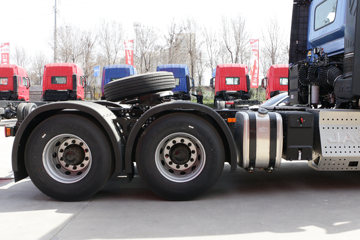 ���� ��ԽQ7�ؿ� 520���� 6X4 AMT�Զ���ǣ����(����)ͼƬ