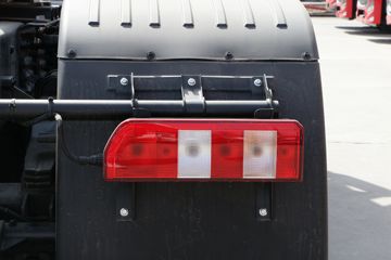 ���� ��ԽQ7�ؿ� 520���� 6X4 AMT�Զ���ǣ����(����)ͼƬ