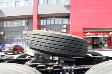 ���� ��ԽQ7�ؿ� 520���� 6X4 AMT�Զ���ǣ����(����)ͼƬ