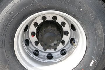 ���� ��ԽQ7�ؿ� 520���� 6X4 AMT�Զ���ǣ����(����)ͼƬ