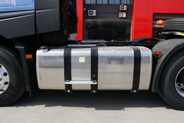 ���� ��ԽQ7�ؿ� 520���� 6X4 AMT�Զ���ǣ����(����)ͼƬ